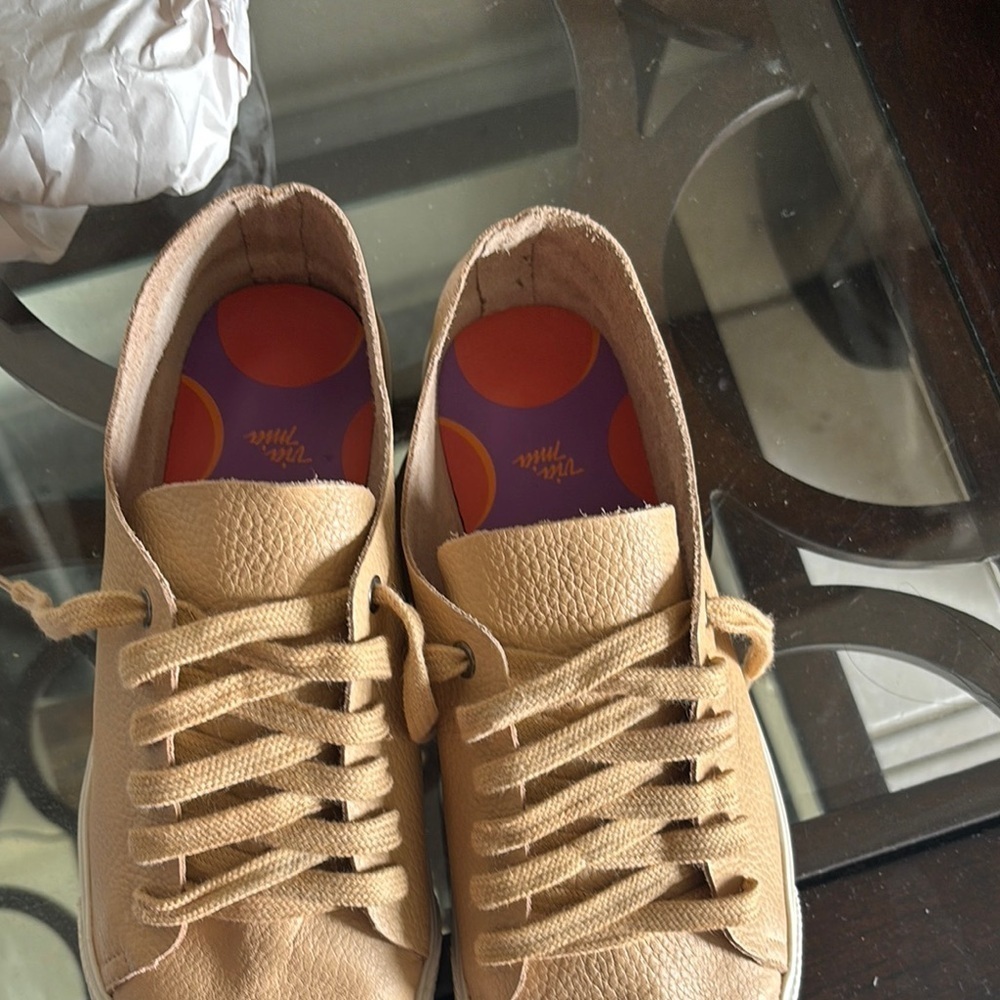 VIA MIA WOMENS SHOES